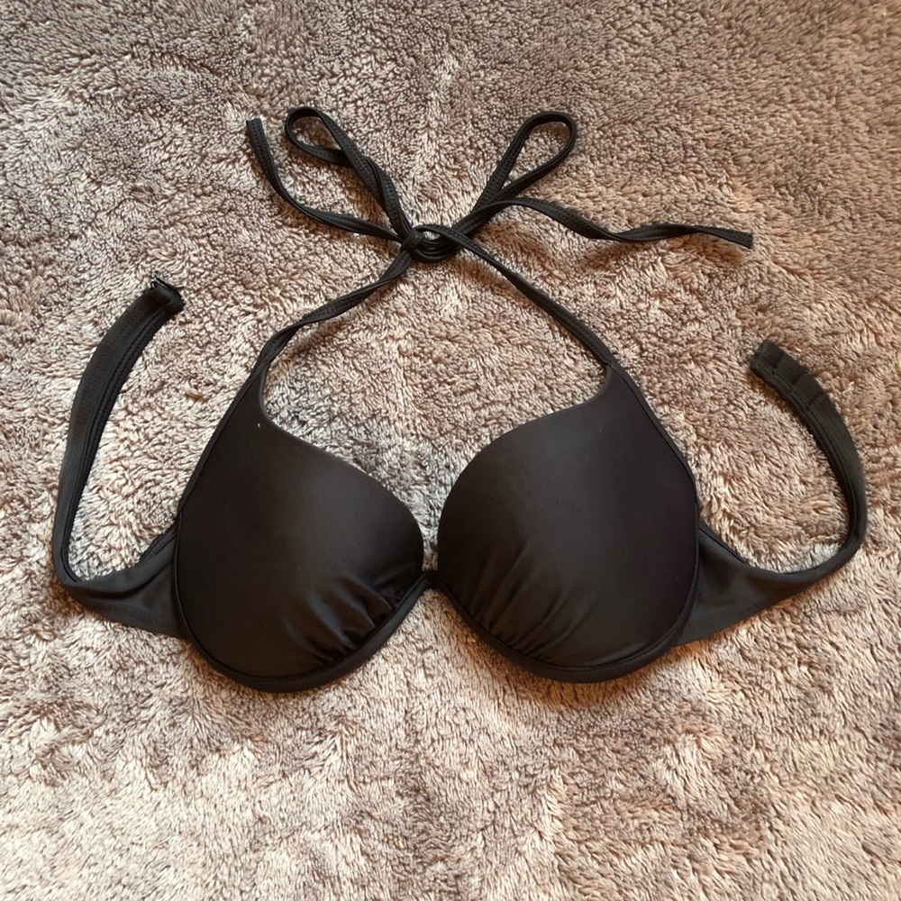 Black body glove push up bikini top